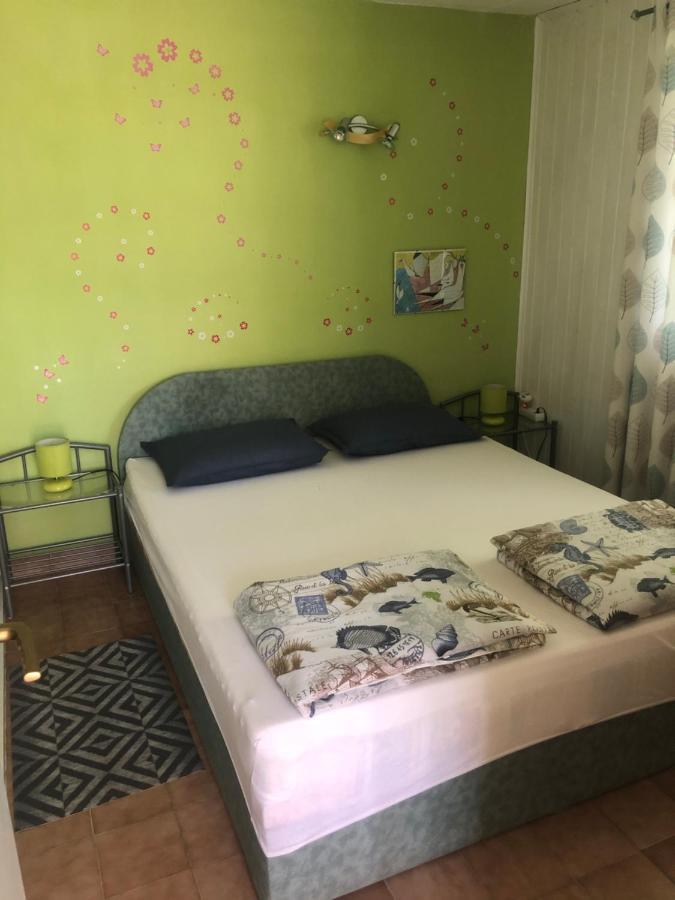Apartments Tomovic Lumbarda Exterior foto